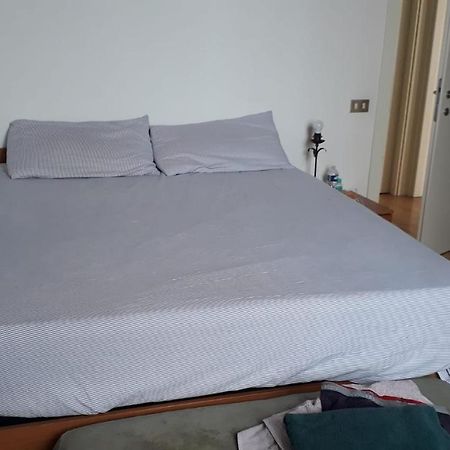 Appartamento Lorenzo'S House Thiene Esterno foto